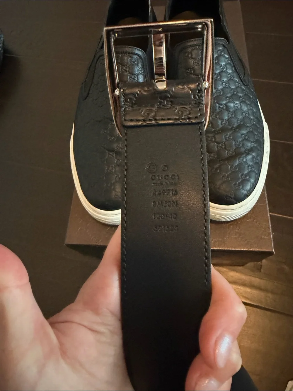 Gucci men’s slip in sneakers and belt set